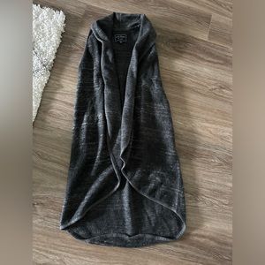 Lucky brand long duster sweater cardigan sleeveless charcoal grey